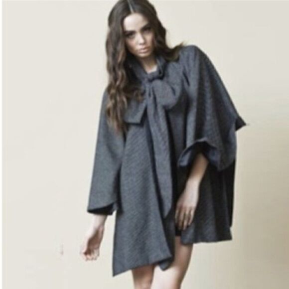 NWT! Cameo no escape cape. Wool blend‎ - Picture 4 of 12